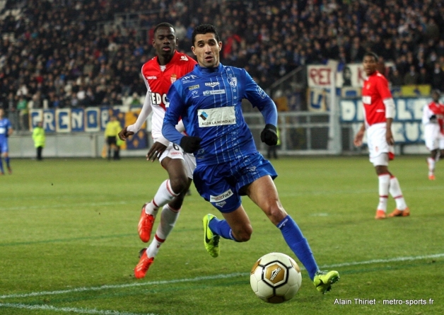 Nassim Akrour prolonge avec le GF38